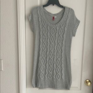 Chic Light Gray Cable Knit Sweater